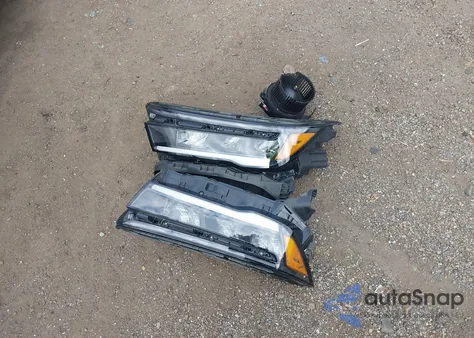 2023 Honda Pilot Awd Elite from USA, damaged, VIN 5FNYG1H82PB037156